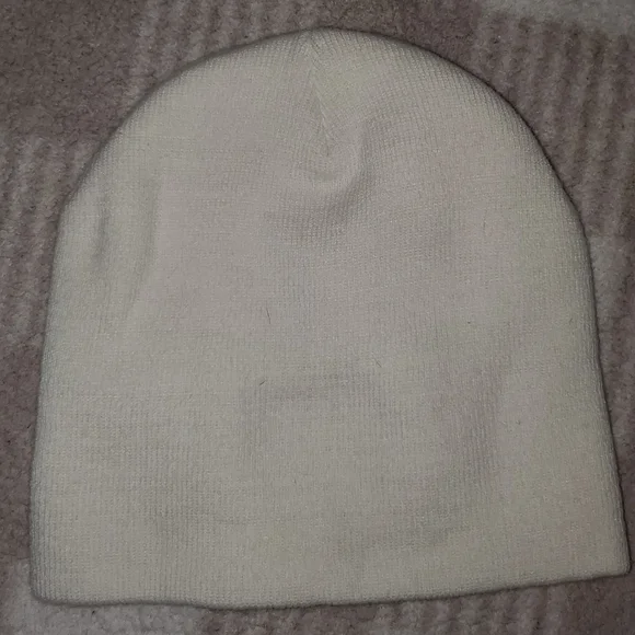 5 for $20 | Jeep Embroidered Grill Logo Small Beanie - Picture 4 of 10